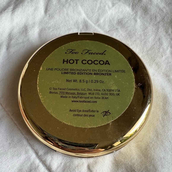 TooFaced Hot Cocoa Bundle! Hot Cocoa Bronzer + Eyeshadow Palette w/ Matching Bag - Picture 8 of 8